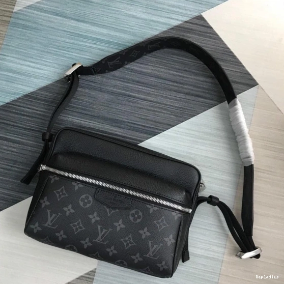 Fake Louis Bags MESSENGER LOUIS VUITTON OUTDOOR 0713